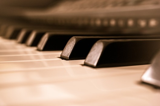 Helpful tips to help learners become expert piano players ...
